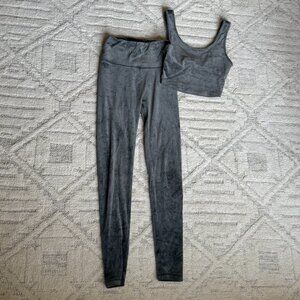 Aerie Offline Gray Velour Lounge Set Size S